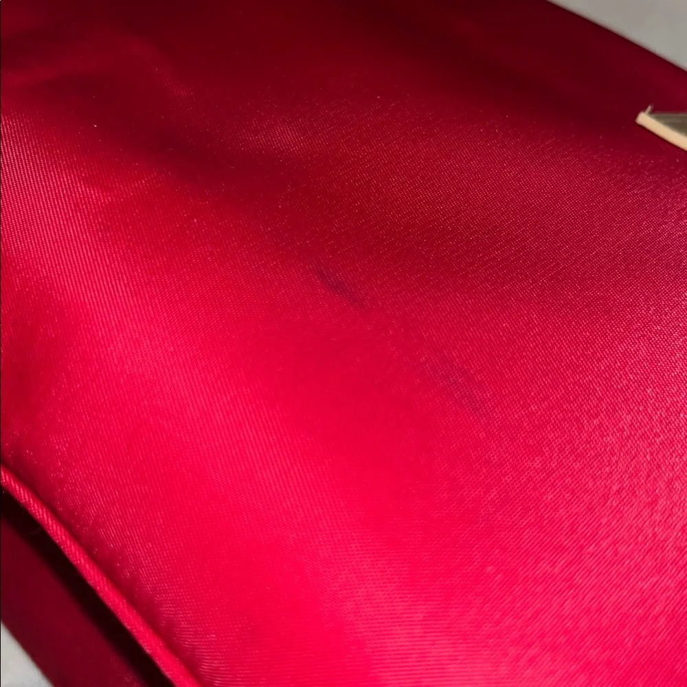 Vintage Clarins Red Bag with Tan Accents - Picture 7 of 8
